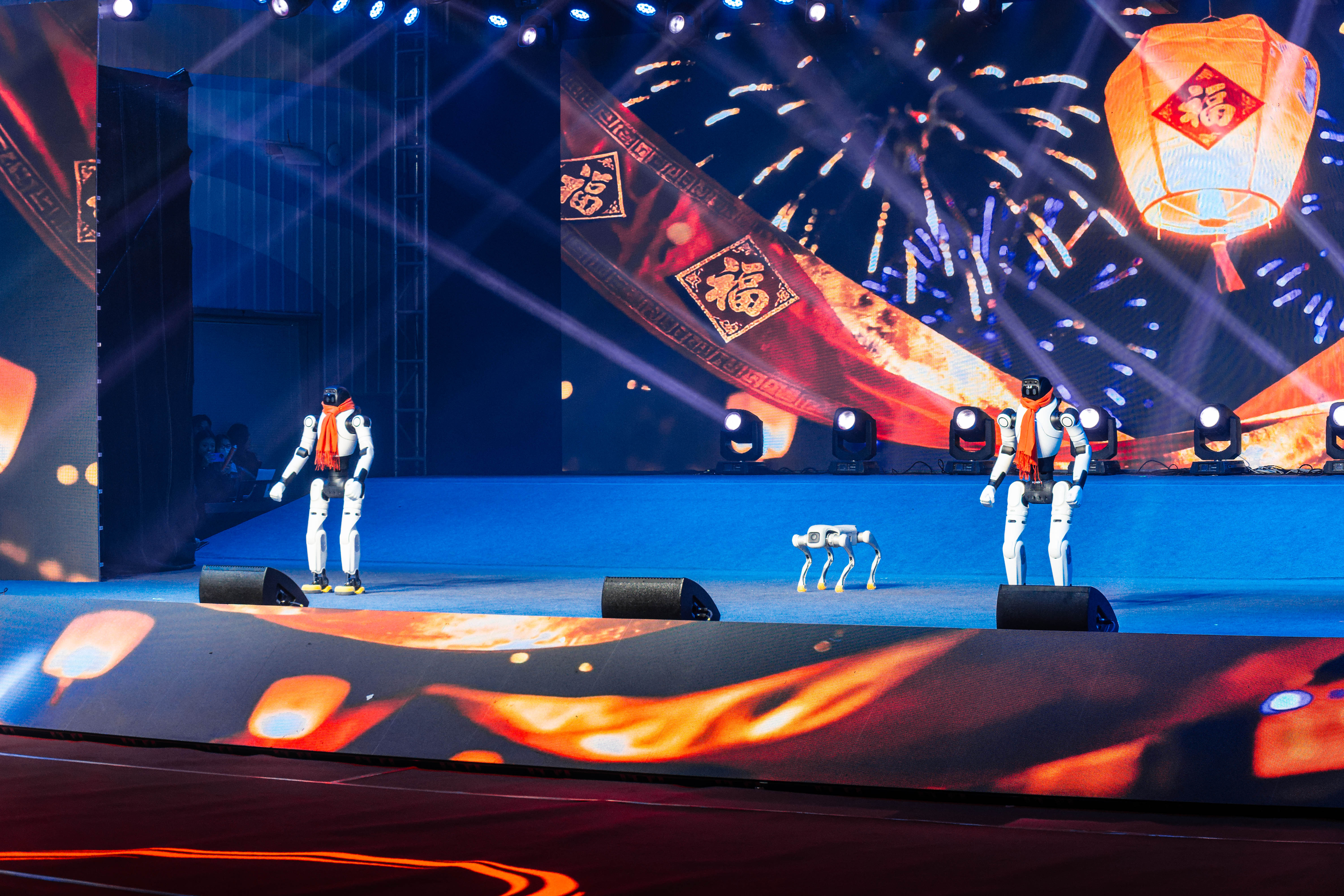 贺新春 燃动舞台